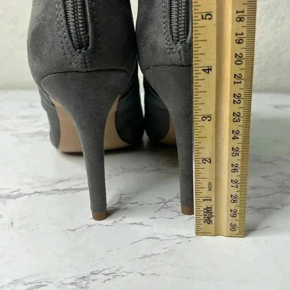 Journee Collection Women's Wide Width Samara Bootie Size 8 - Picture 5 of 12